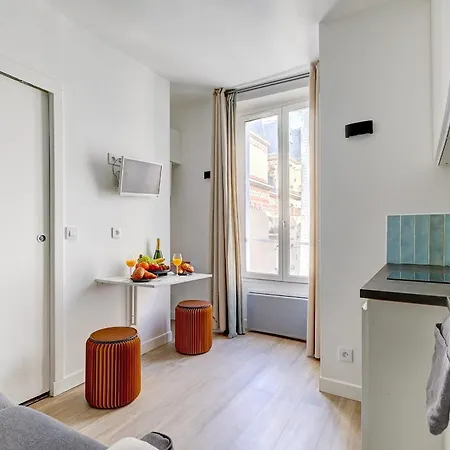 Апартаменты Quartier Montorgueil & Arts Et Metiers - Cityapartmentstay Париж